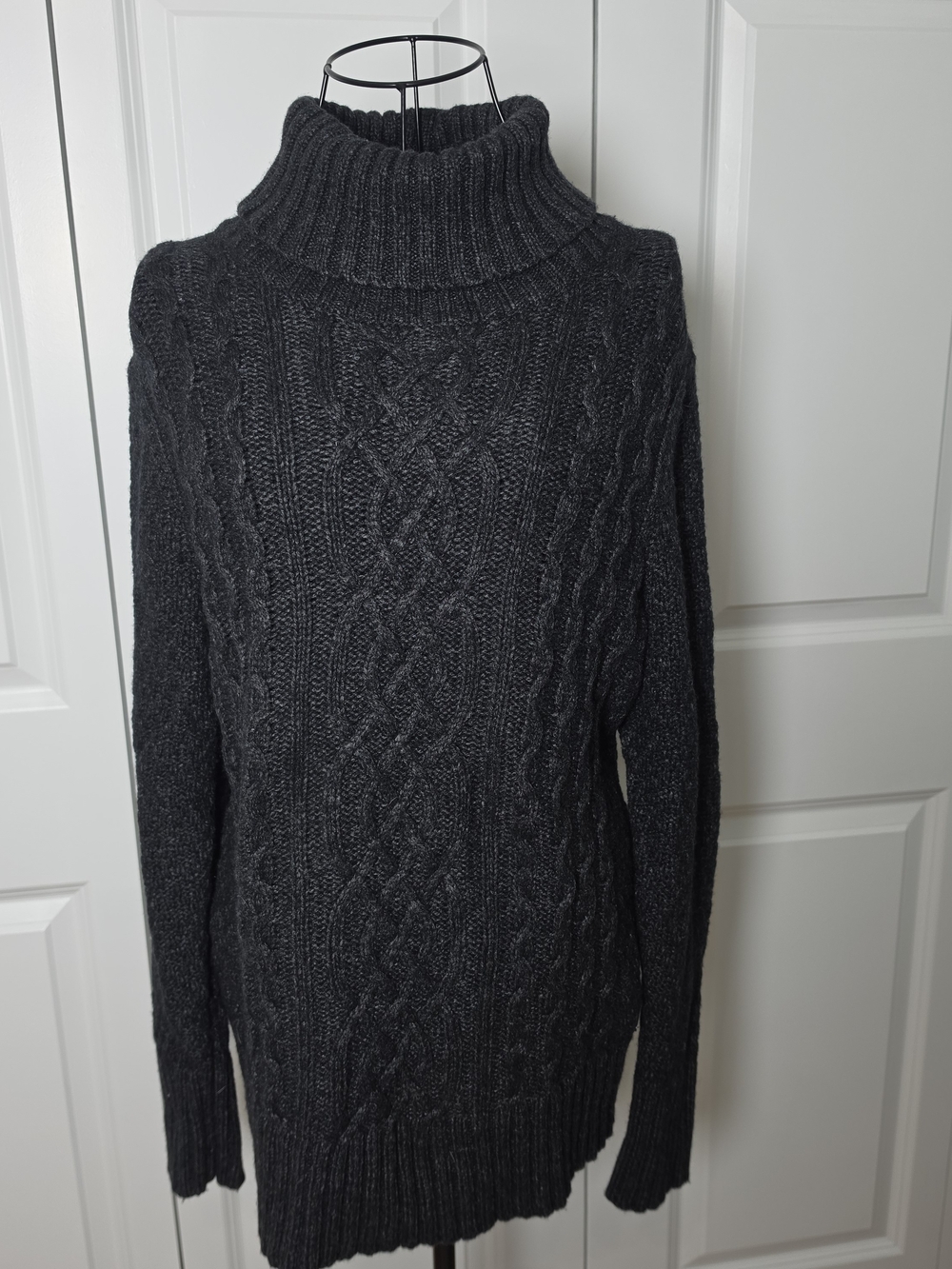Eddie Bauer L Lambswool Cable Knit Turtleneck Sweater Charcoal Gray